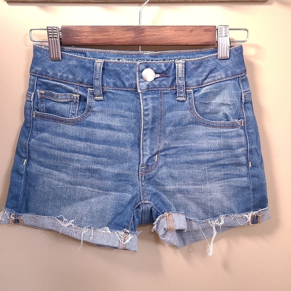 American Eagle Outfitters Pants - 𝅺AMERICAN Eagle Outfitters Hi-Rise Shortie size 0